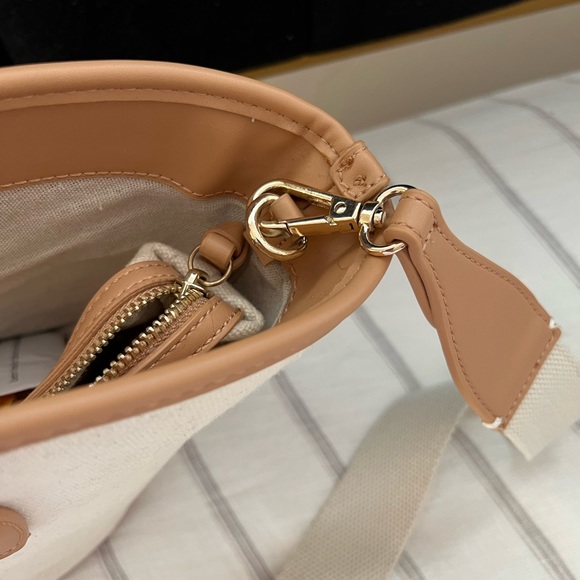 Zara White Tan Small Canvas Tote Bag 👜 - Picture 2 of 4